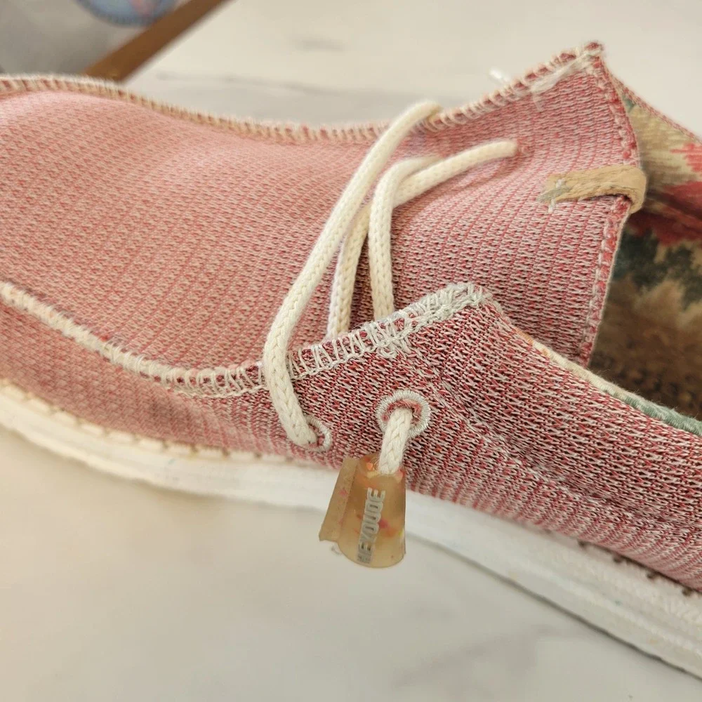 Hey Dude Wally Sox Redwood Mens Size 9 Slip On Loafers 112476855 Pink Casual